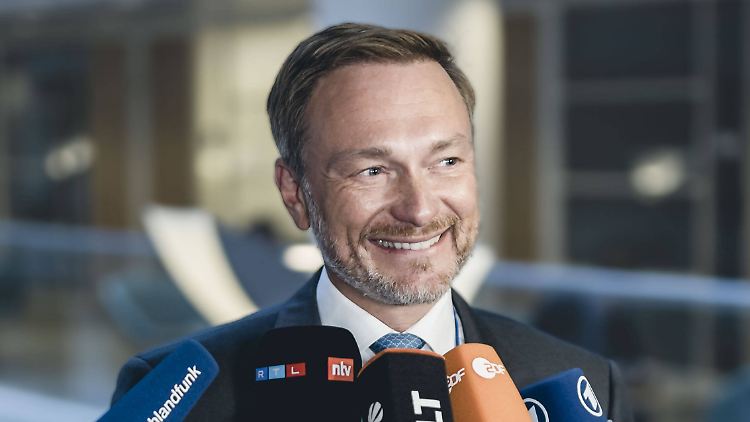 FDP-Chef Christian Lindner erholt sich gerade auf der IWF-Herbsttagung vom Streit in der Ampel.