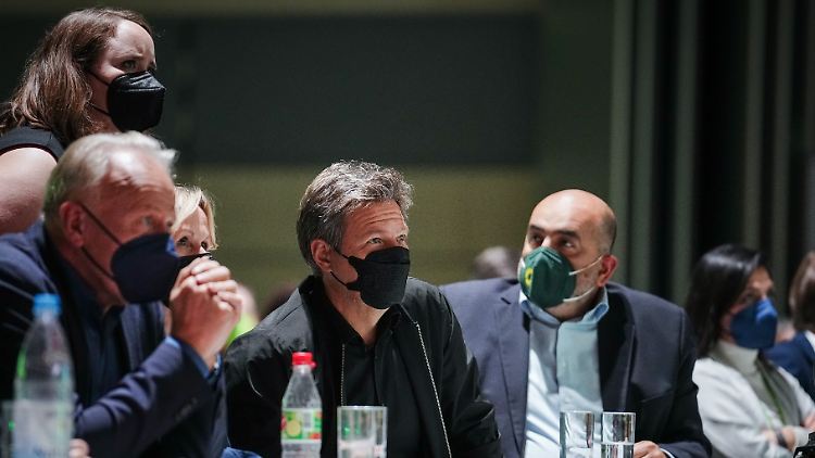 Hatten viel zu bereden: Trittin, Lang, Habeck und Nouripour.