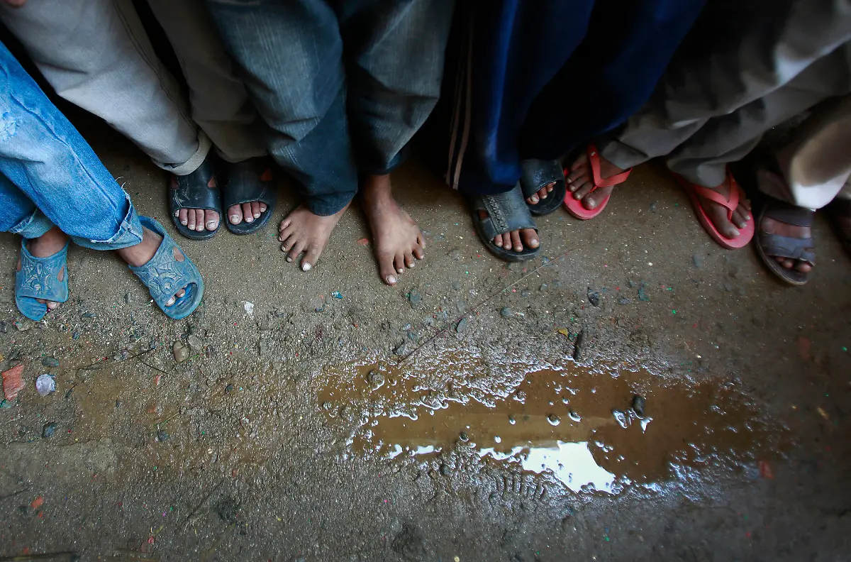 2013-06-13T000000Z-344598367-GM1E96D18V501-RTRMADP-3-NEPAL