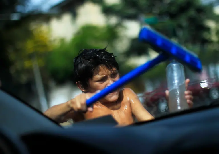 2012-12-01T120000Z-1823167359-GM1E8C115Y001-RTRMADP-3-ELSALVADOR