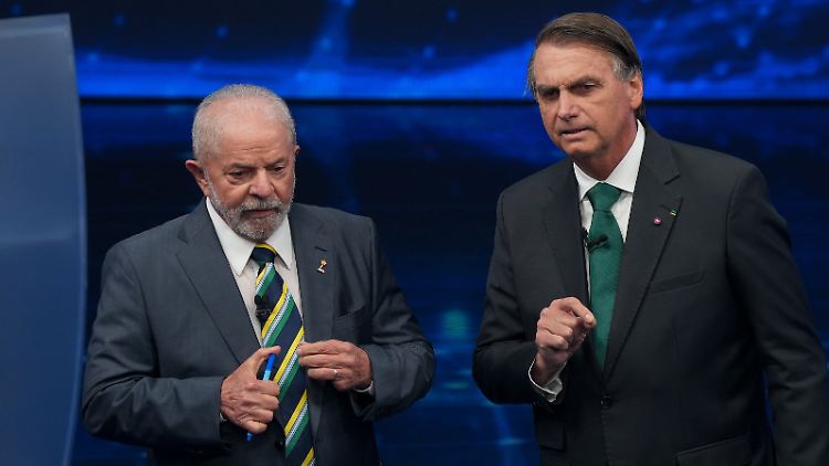 Die beiden brasilianischen Präsidentschaftskandidaten, Lula und Bolsonaro, überzogen sich in der TV-Debatte mit zahlreichen Vorwürfen. 