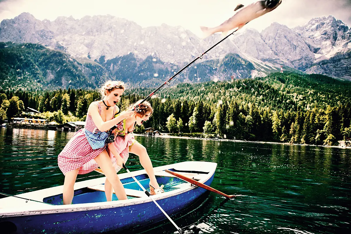 ce-von-unwerth-heimat-218-the-big-catch