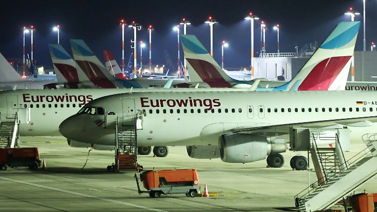 Beförderungsstopp, Ende des Stellenausbaus: Die Lufthansa-Tochter Eurowings reagiert auf den Pilotenstreik mit harten Bandagen.