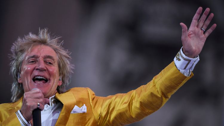 Rod Stewart im Juni beim Thron-Jubiläum der inzwischen verstorbenen Queen.