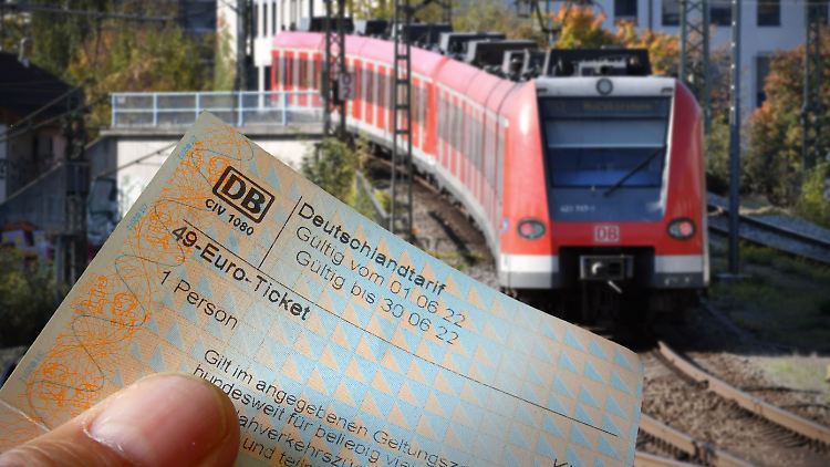 Das 49-Euro-Ticket soll eigentlich zum 1. Januar 2023 eingeführt werden.