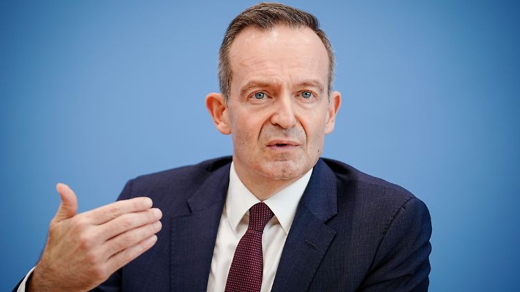 "Bislang läuft alles nach Plan", versichert Verkehrsminister Volker Wissing.