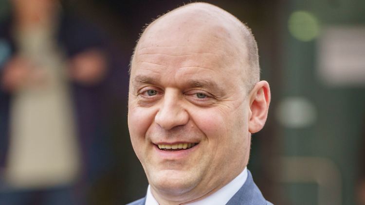 Das Gericht sei den Argumenten seiner Partei gefolgt, erklärte Robert Lambrou, der Landessprecher der hessischen AfD.