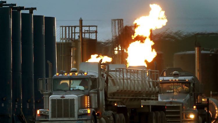 Brandgefährlich? Anders als in den USA ist Fracking hierzulande verboten. 