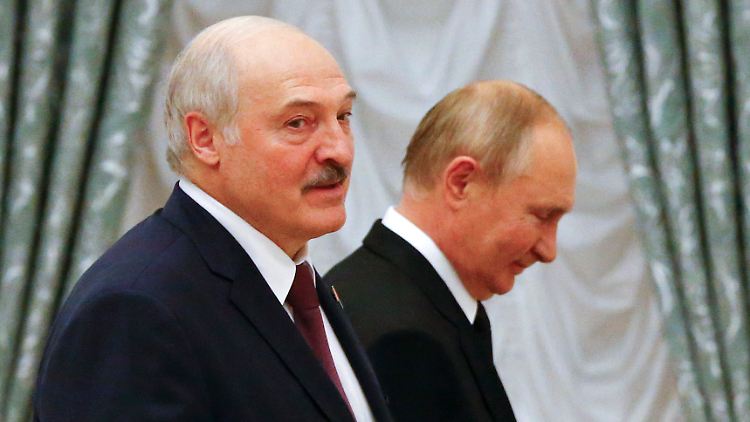 Kreml-Chef Wladimir Putin hat das Narrativ für Belarus' Kriegseintritt schon gesetzt: ein Angriff der Ukraine. 