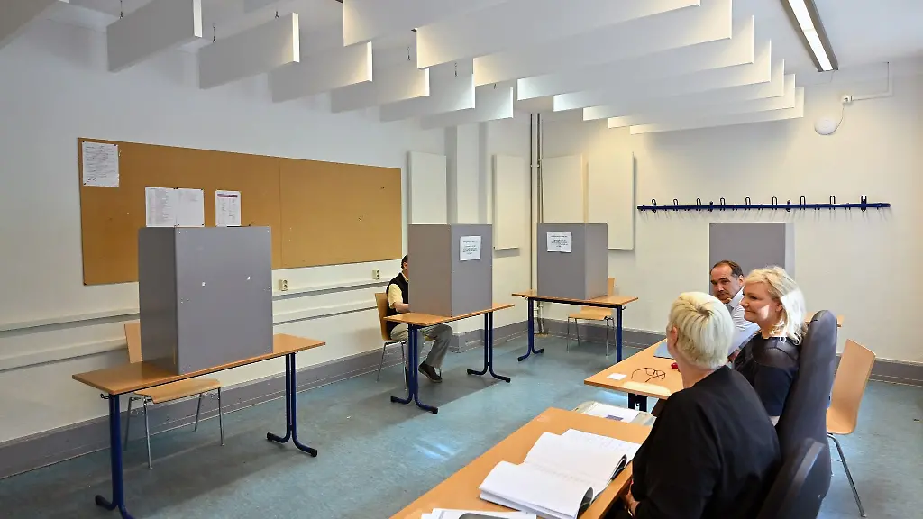 Simmabgabe-bei-der-Stichwahl-und-der-Europawahl