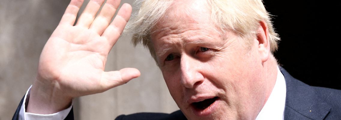 2022-10-20T135445Z_1153123577_RC2B6V9NYHO6_RTRMADP_3_BRITAIN-POLITICS.JPG