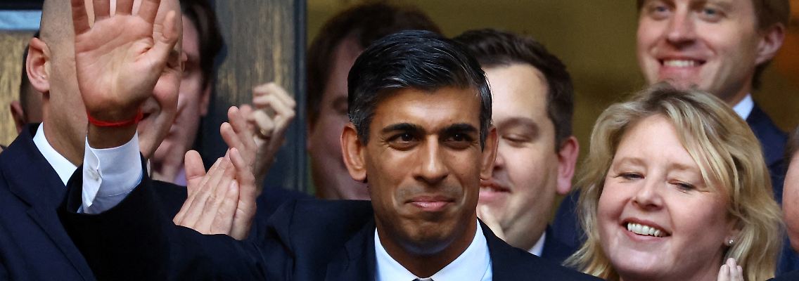 2022-10-24T143949Z_1918842414_RC2Q7X9W6E16_RTRMADP_3_BRITAIN-POLITICS.JPG