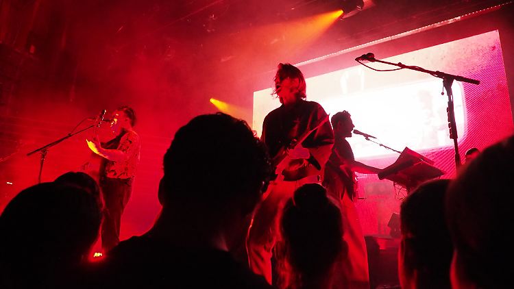 Auftritt an einem denkwürdigen Ort: die deutsche Band Milky Chance im Bataclan.