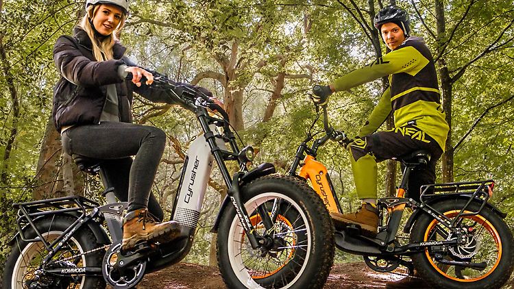 Das Kompakt-Fatbike Cyrusher Kommoda lässt sich auch abseits der Straße nutzen.