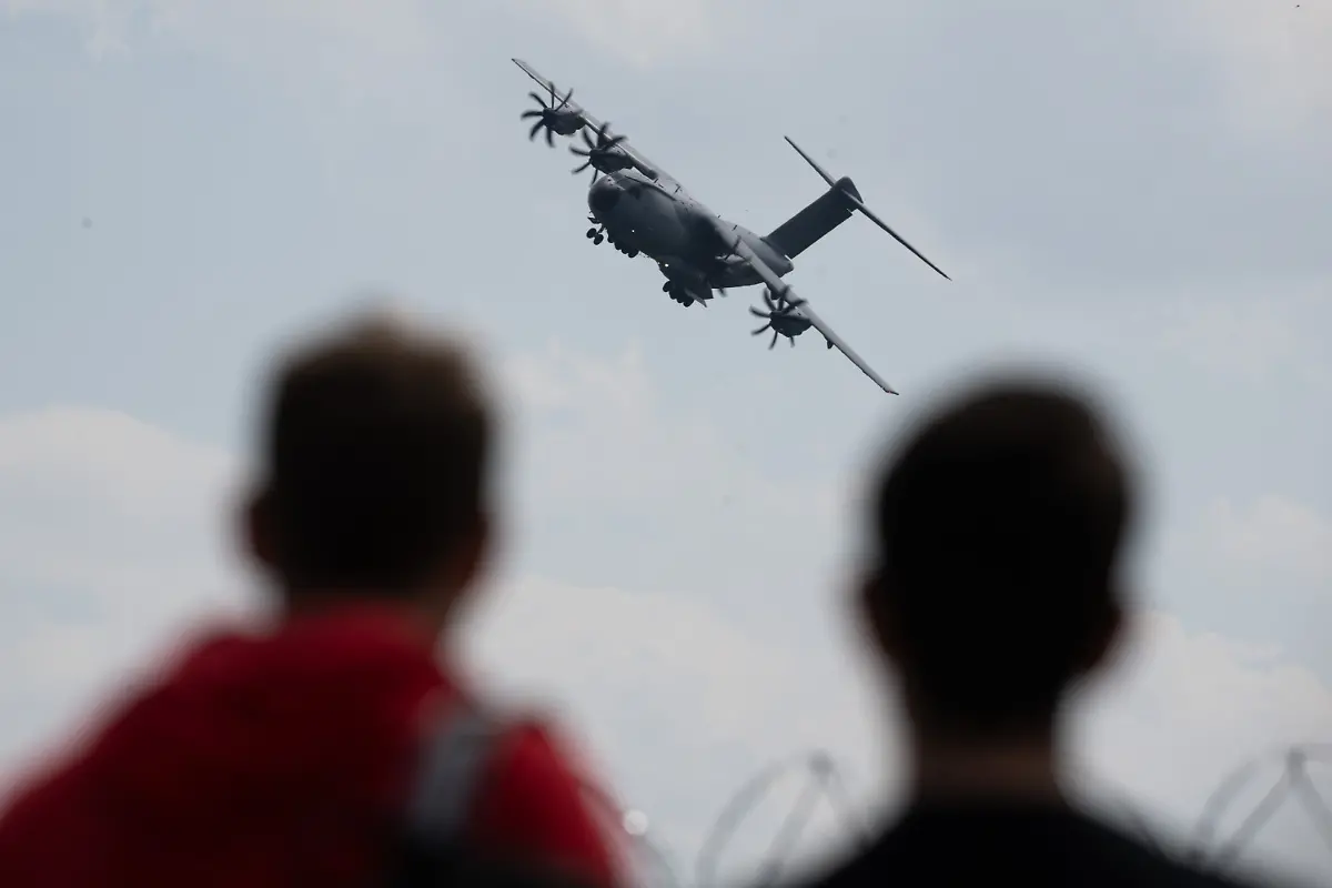 960cf8dcf0d341bf7643f85f672d0300