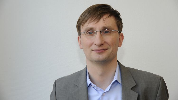 Neitzel hat in Potsdam den einzigen Lehrstuhl für Militärgeschichte in Deutschland inne.