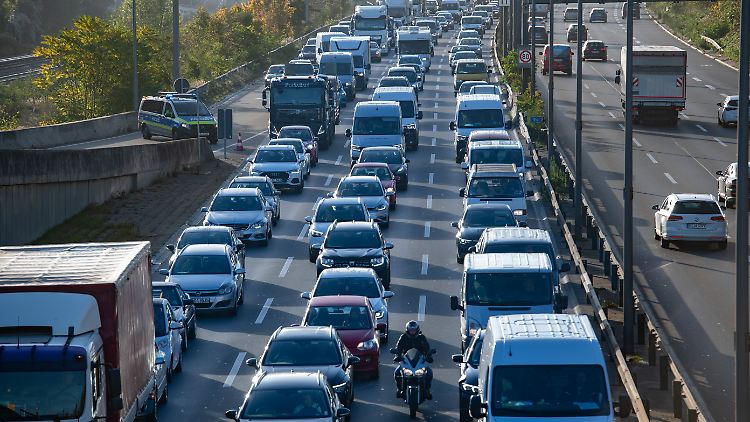 In Zeiten der Ölkrise in den 70ern waren Autobahnen an insgesamt vier Sonntagen gesperrt.