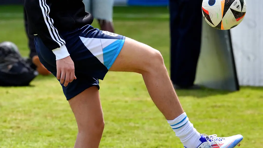 7c690d7a54eb95261d0dd36ece1fbeab