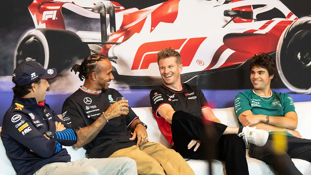 70d8bc5a9a5c0b96fc24064a18a6a9e1