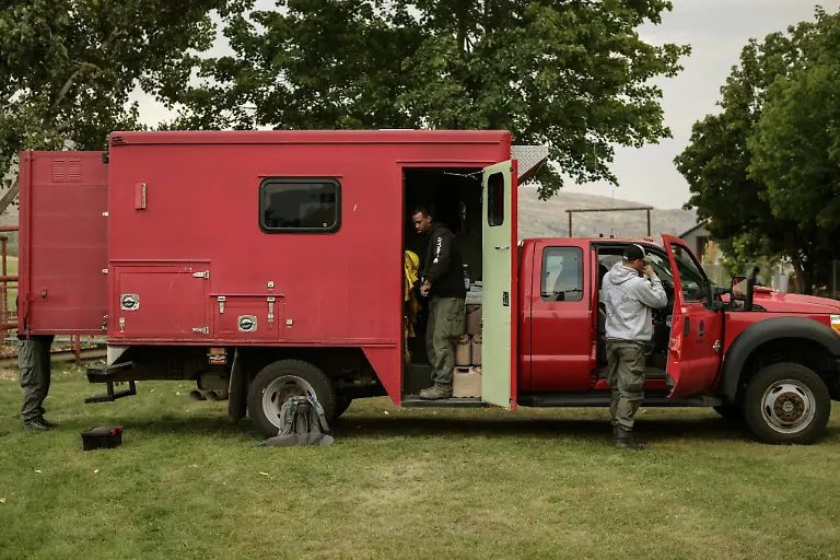 2024-06-06T100215Z-2143772233-RC2RX2AMQABH-RTRMADP-3-USA-PRISONS-FIREFIGHTERS