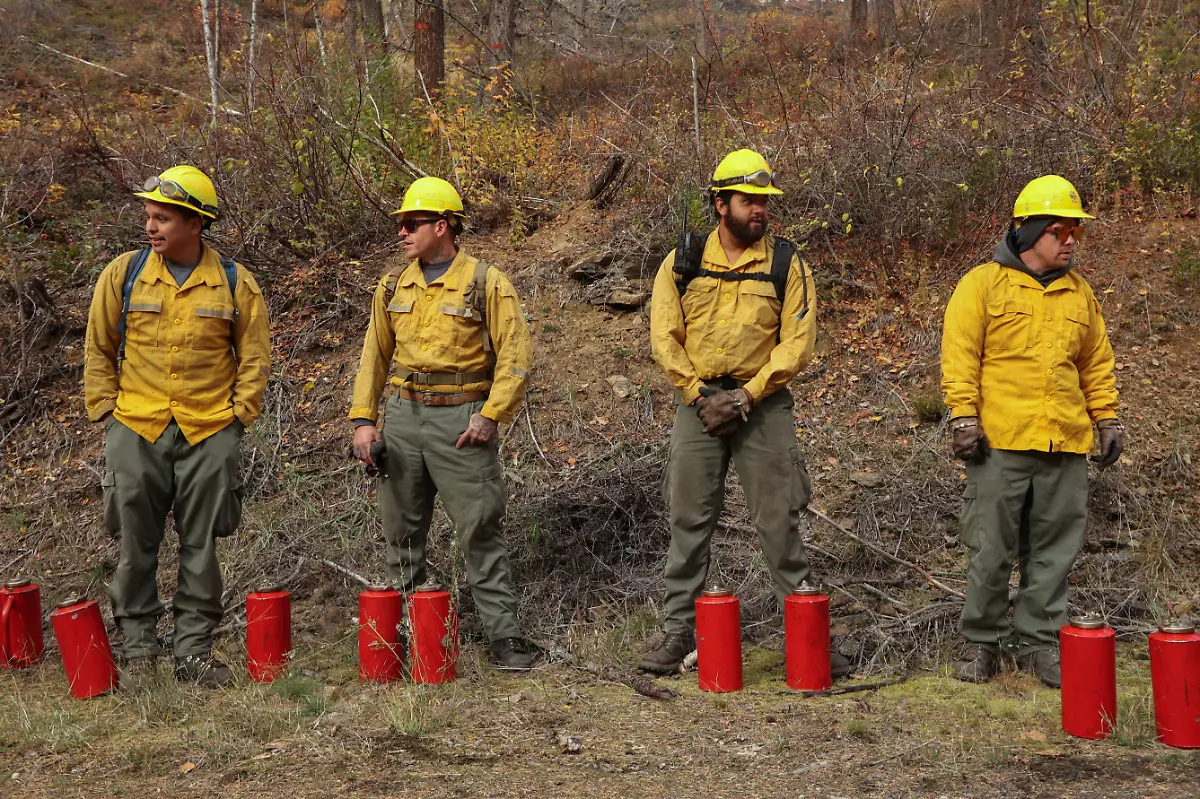 2024-06-06T100204Z-721580768-RC2Q38APTCTS-RTRMADP-3-USA-PRISONS-FIREFIGHTERS-1