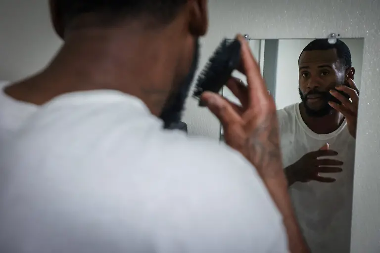 2024-06-06T100154Z-736890392-RC2F04A8XOG5-RTRMADP-3-USA-PRISONS-FIREFIGHTERS