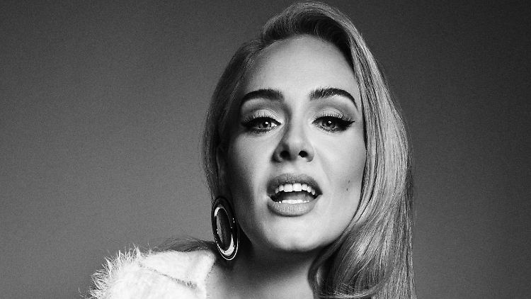 adele2.jpg