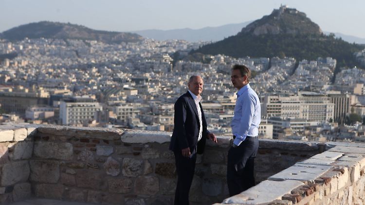 Scholz und Mitsotakis blickten über Athen - und in Gedanken bis zur türkischen Grenze.