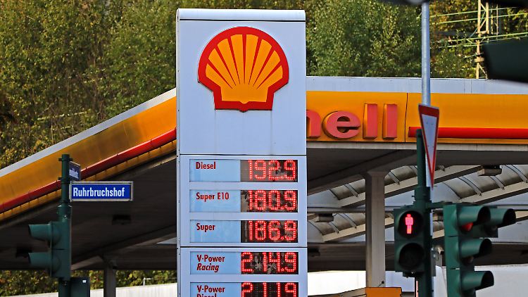 Der Ölkonzern Shell fuhr mit 9,45 Milliarden Dollar den zweithöchsten Gewinn in der Firmengeschichte ein.