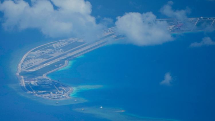 Chinas Ausbau der Spratly-Inseln im Südchinesischen Meer zu Militär-Stützpunkten sorgt für Spannungen in der Region.
