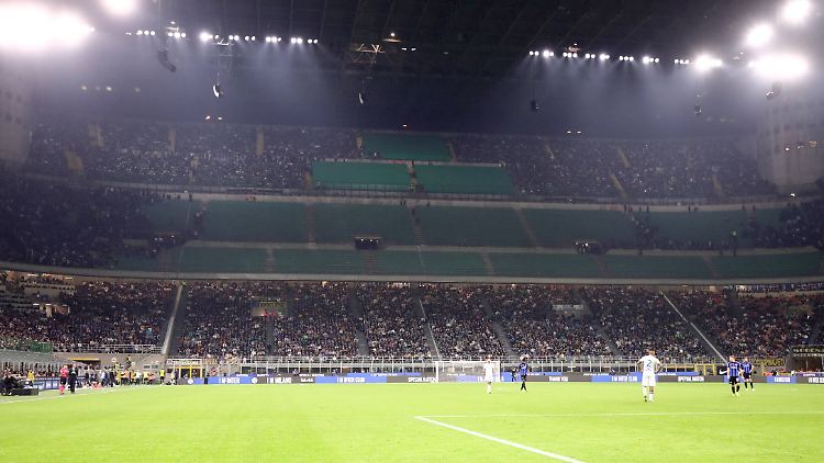 Vor der Halbzeit verließen die Inter-Ultras das Stadion.