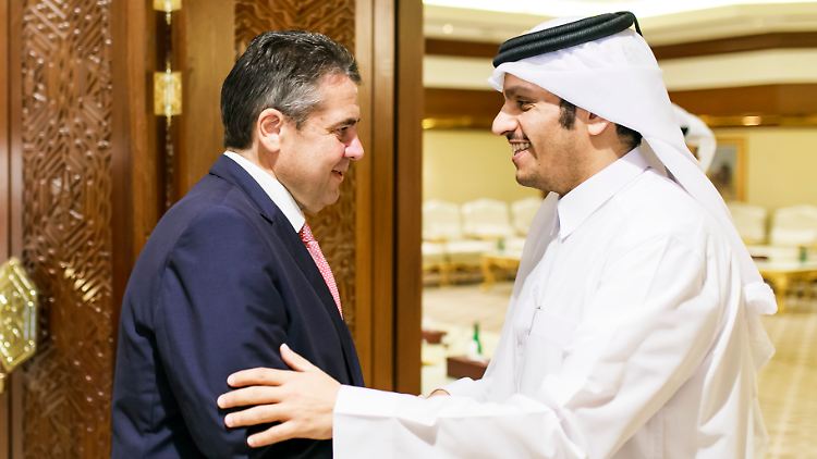 Außenminister 2017 unter sich: Sigmar Gabriel und Scheich Mohammed bin Abdulrahman al Thani.
