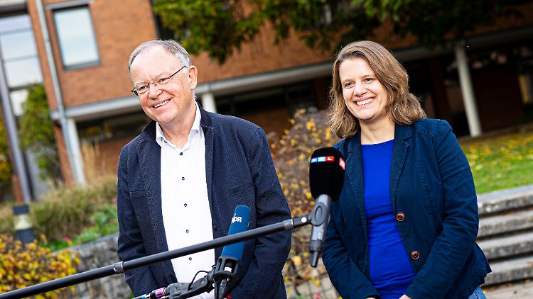 SPD-Mann Stephan Weil wird erneut Ministerpräsident, die Grünen mit ihrer Spitzenkandidatin Julia Willie Hamburg werden Juniorpartner.