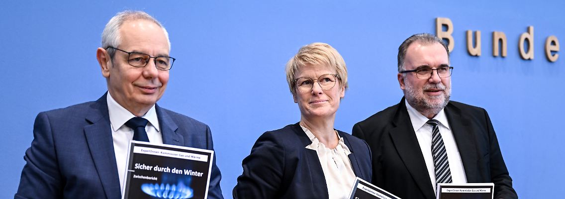 319322561.jpg