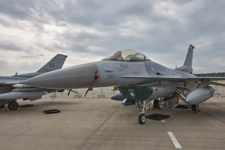 469453321b7ff7eb602fcadd68fe954b