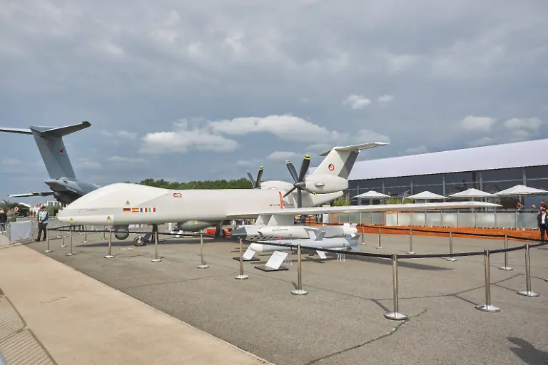 302fb43ffa820bd4c49e5b3f5b6207ed