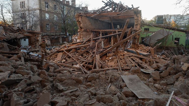 Zerstörte Wohngebäude nach russischen Angriffen in Mykolajiw.