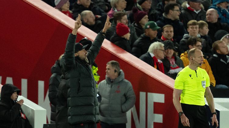 Von Jürgen Klopp fiel nach dem Sieg gegen Neapel eine Menge Druck ab. 