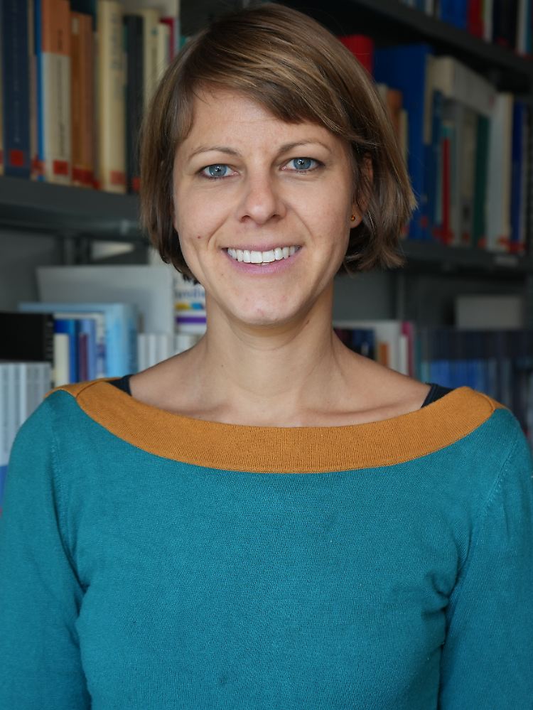 Lisa Salza ist Menschrechtsexpertin bei Amnesty Schweiz und arbeitet seit 2016 auch zum Thema Sport.
