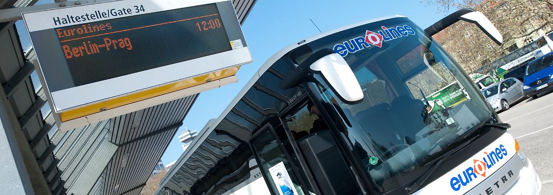 Dieser Linienbus verkehrt zwischen Berlin und Prag. Doch auch innerhalb Deutschlands soll das Fernbus-Netz ausgebaut werden.
