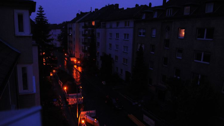Bei einem Stromausfall können akkubetriebene Leuchten für etwas Helligkeit sorgen.