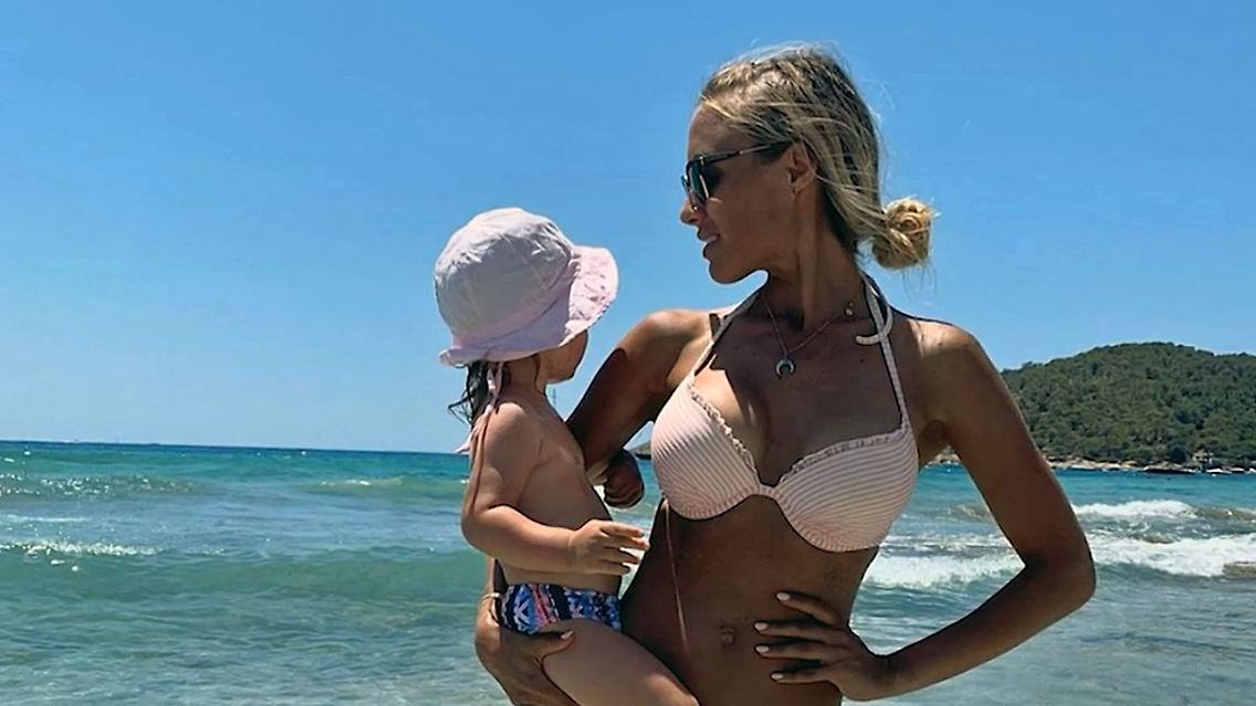 ModelMamaGerber.jpg
