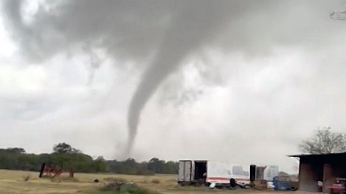 TornadoUSASüden.jpg