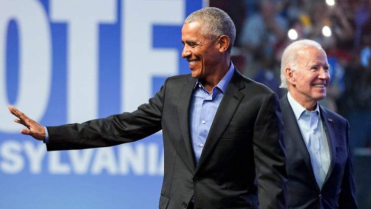Biden und Obama machen gemeinsam Wahlkampf in Philadelphia.
