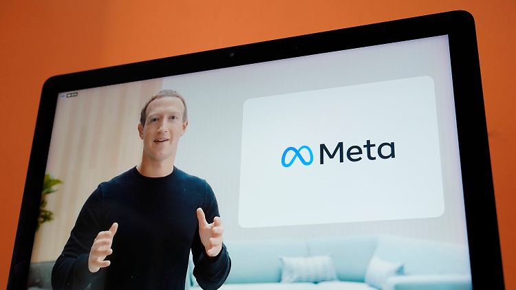 Meta-Chef Mark Zuckerberg gibt zu, das Wachstum am Anfang der Corona-Pandemie überschätzt zu haben.