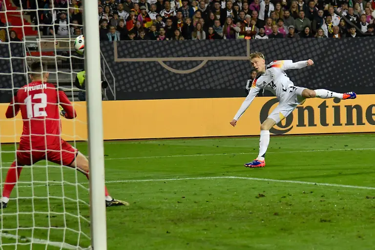 2deeeb6a023b5f86df202a77f52b5aad