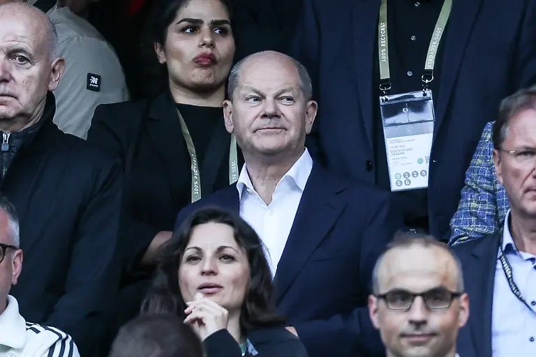 d56fa4e983245f2b905839be0c5e0513