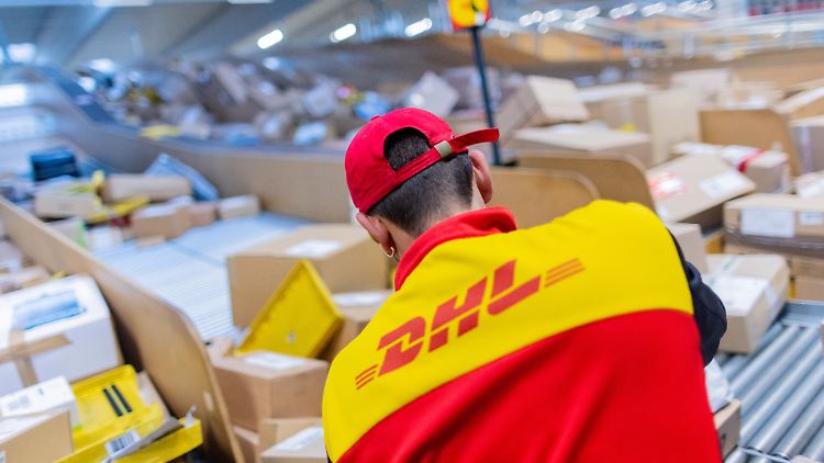 Das Paketgeschäft verzeichnet nach dem Corona-Boom der vergangenen Jahre Rückgänge.