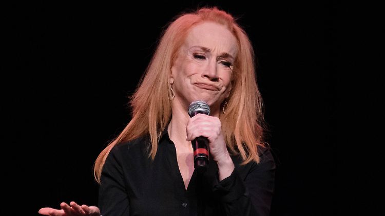 Legt sich mit Elon Musk an: Kathy Griffin.