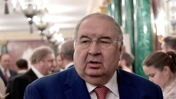 Usmanow soll sich Medienberichten zufolge nach Beginn des Ukraine-Kriegs nach Usbekistan abgesetzt haben.